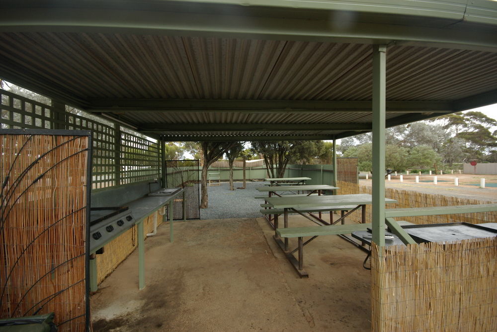 Acclaim Gateway Caravan Park Dundas Exterior foto